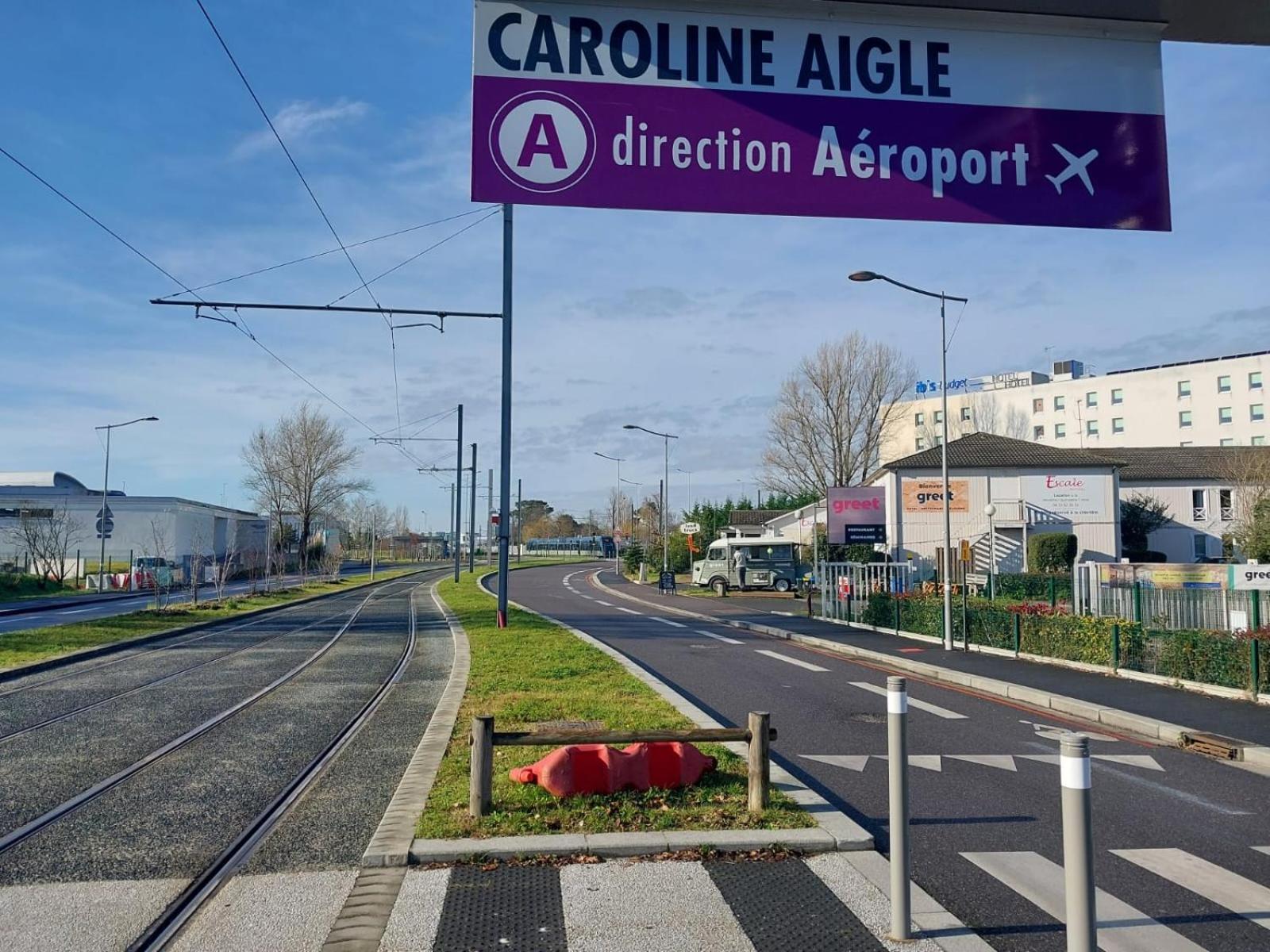 ホテル Escale Kennedy Mérignac エクステリア 写真